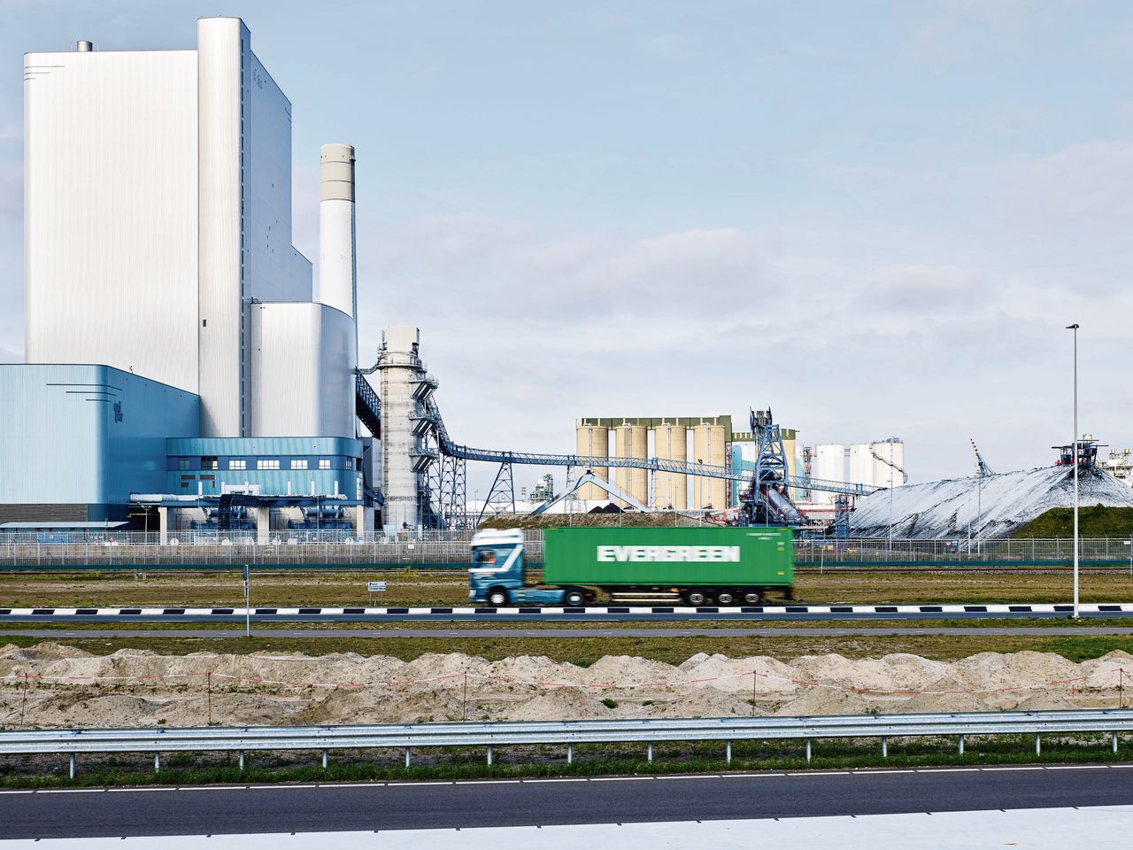 Uniper eist compensatie voor sluiting kolencentrale Maasvlakte 