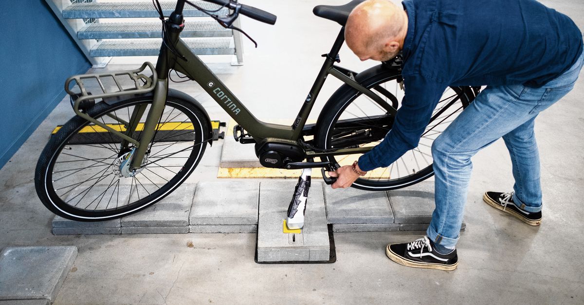 verkoper Uittreksel Circus Delftse techniek leidt tot oplaadtegel voor elektrische fietsen - NRC