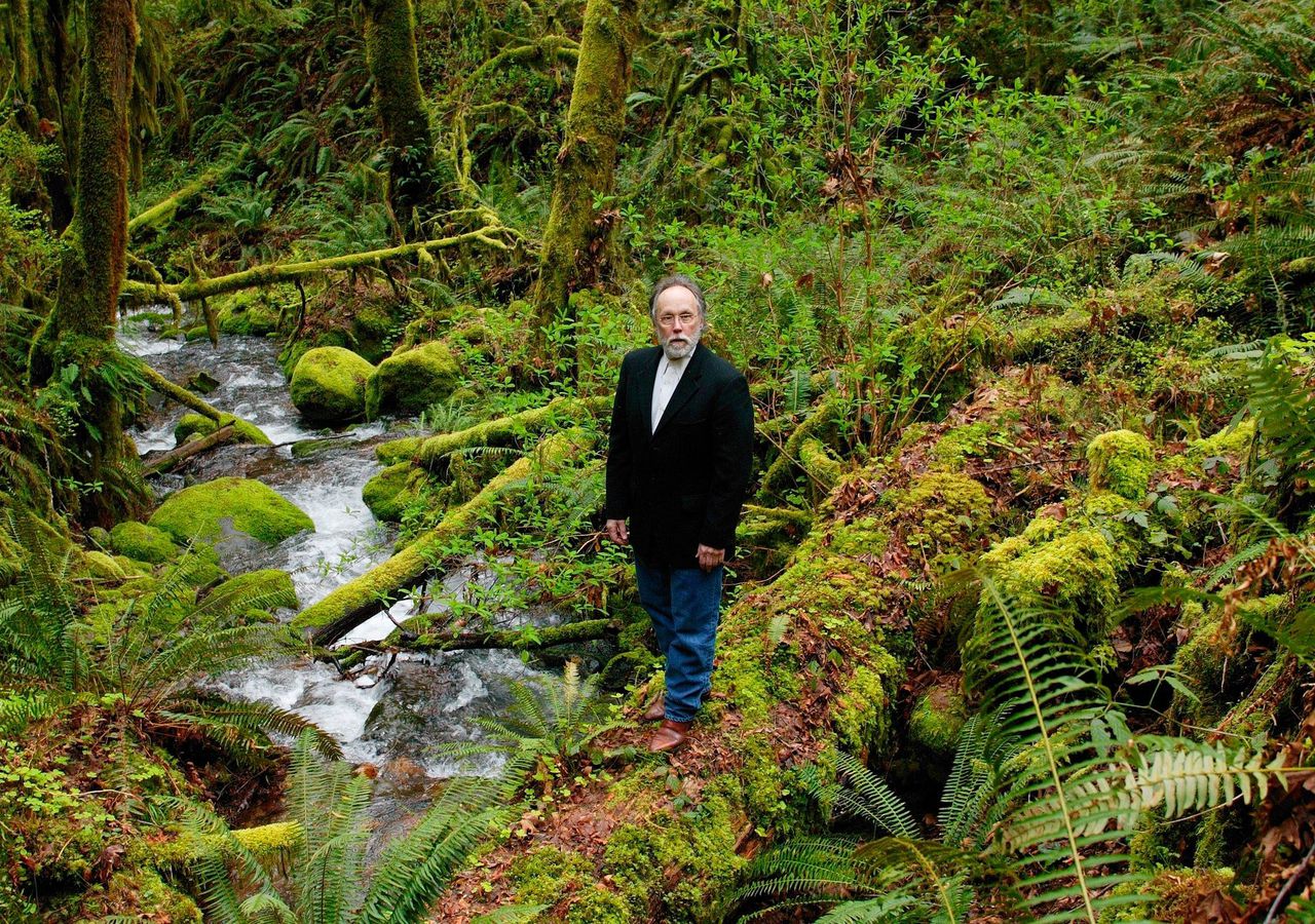 Natuurschrijver Barry Lopez was een pleitbezorger van de wildernis 