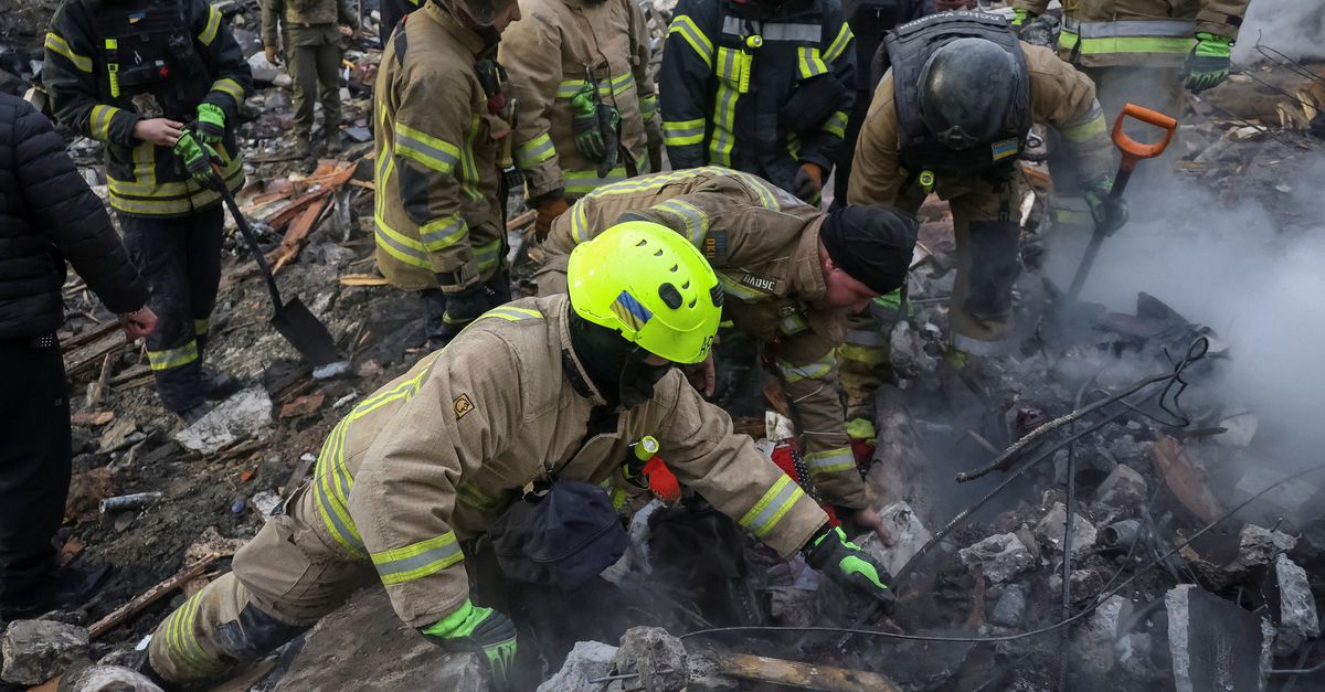 Zeker zeven doden na Russische luchtaanvallen in Charkiv, luchtalarm in heel Oekraïne