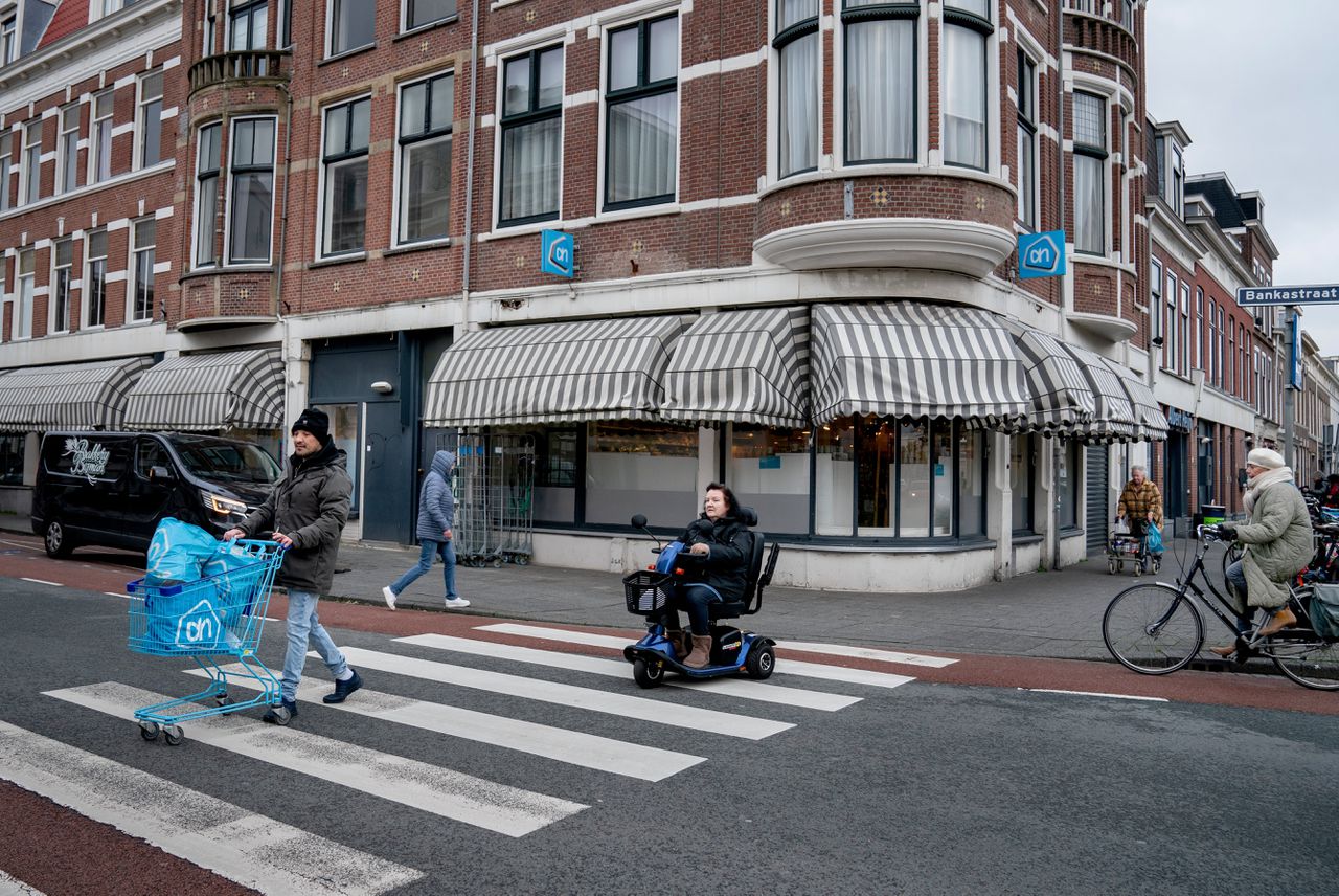 Het kruispunt van de Bankastraat en de Sumatrastraat in de Haagse Archipelbuurt.