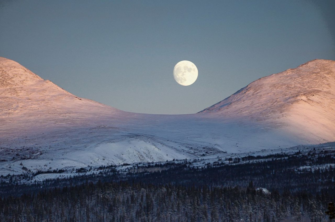 Nachtskiën bij volle maan in Canada