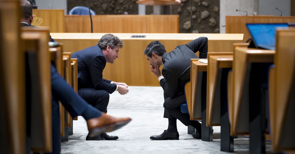 Sybrand Buma bracht in de formatie ‘de dieren’ naar de waterbak, maar ze wilden niet drinken