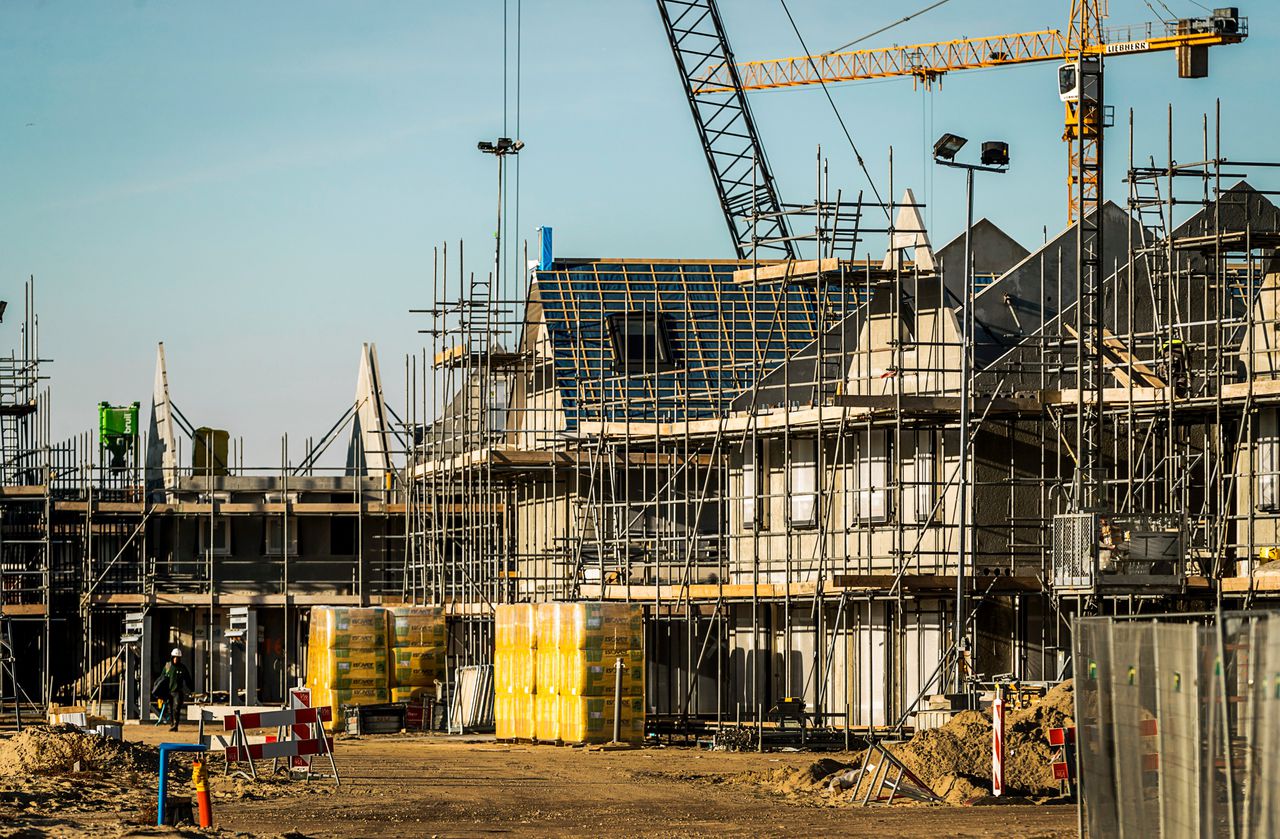 De bouw van woningen in Gouda in 2016.