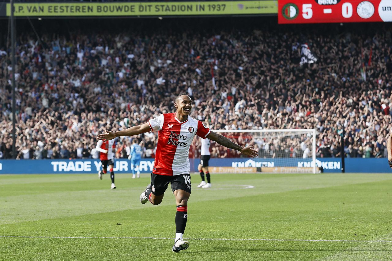 Feyenoord sloopt Ajax op ongekende wijze: 6-0 