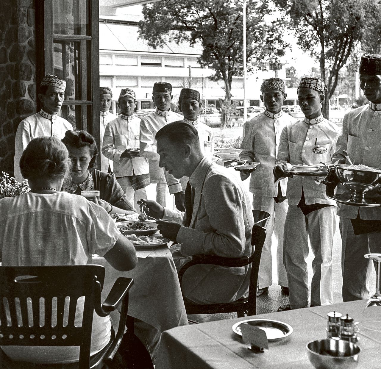 Japan capituleerde, maar wij bleven Indië bezetten - NRC