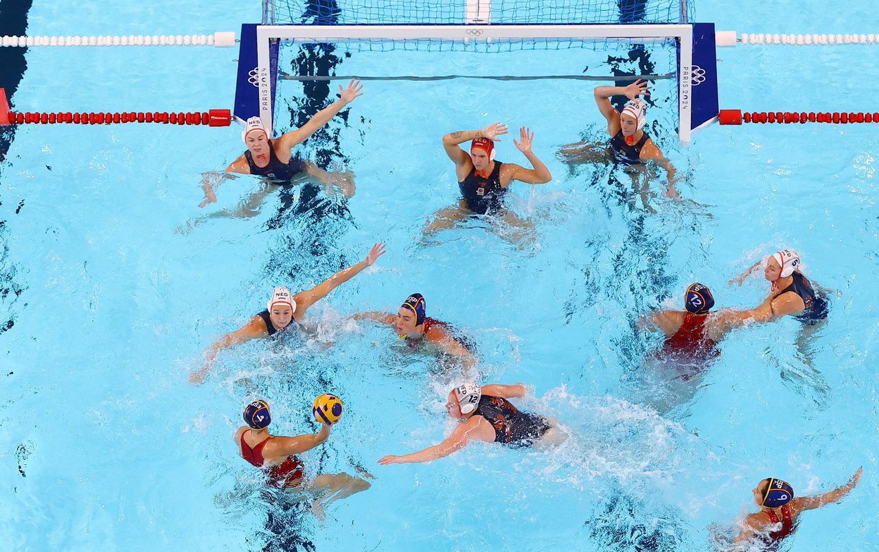 Halve finale waterpolo was een thriller. ‘Zoals wij terug zijn gekomen, dat is bizar en verdient eigenlijk al goud’ 