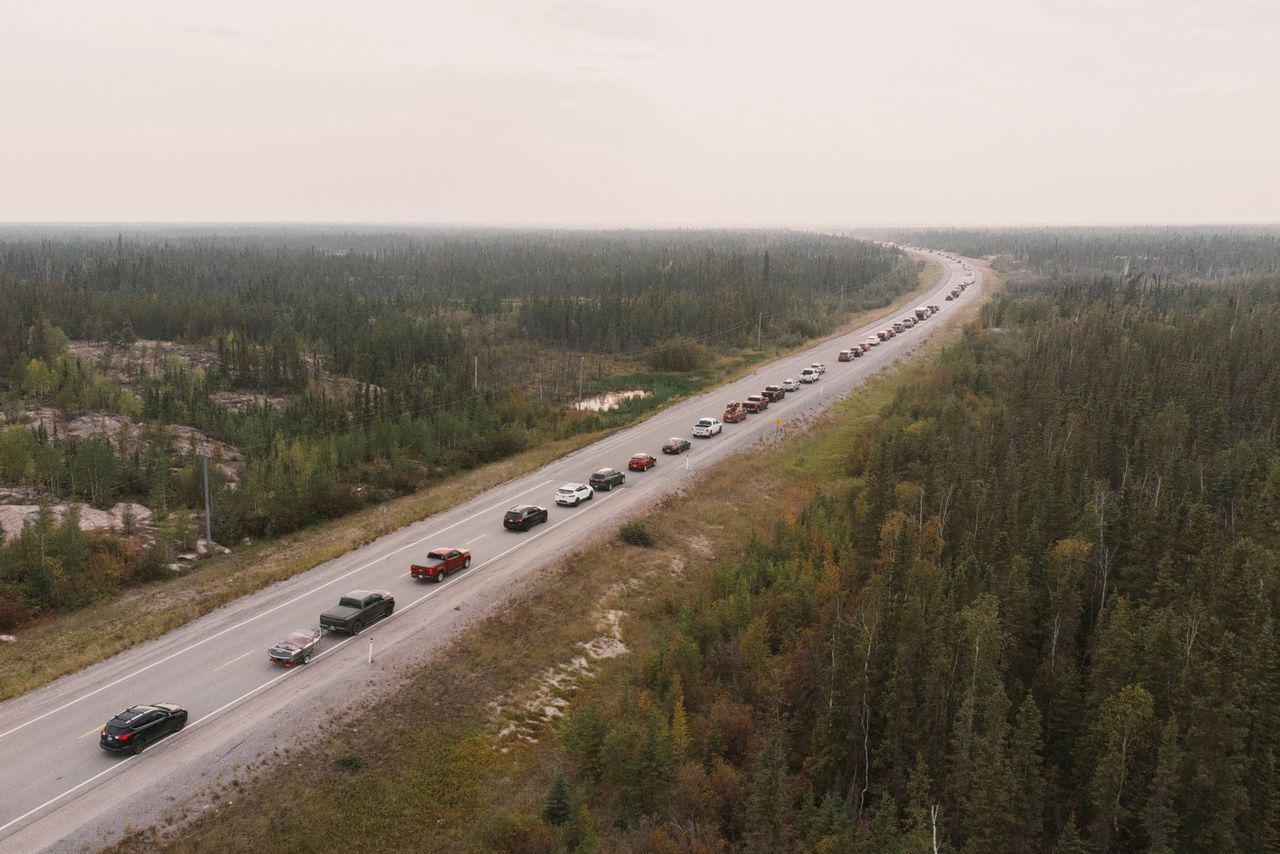 Vlammen naderen Canadese stad Yellowknife, inwoners moeten vertrekken 