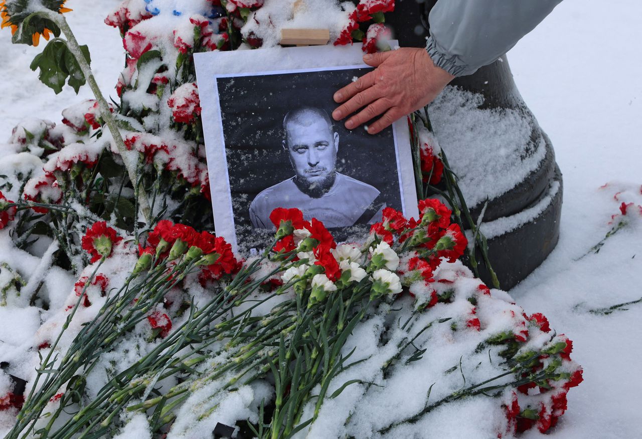 Hoe een gipsen beeldje tot de dood leidde van een Kremlingezinde blogger 