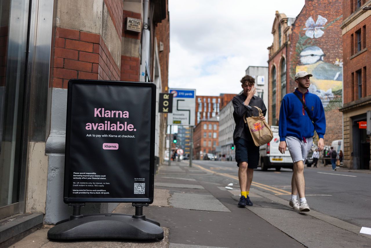 Does Klarna in addition to the Klarna excessively benefit from defaulters? And why does that really matter?