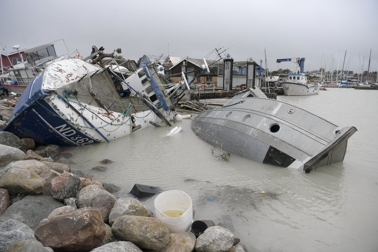 Storm Babet zorgt voor grote problemen in Noord-Europa, vier doden gevallen 