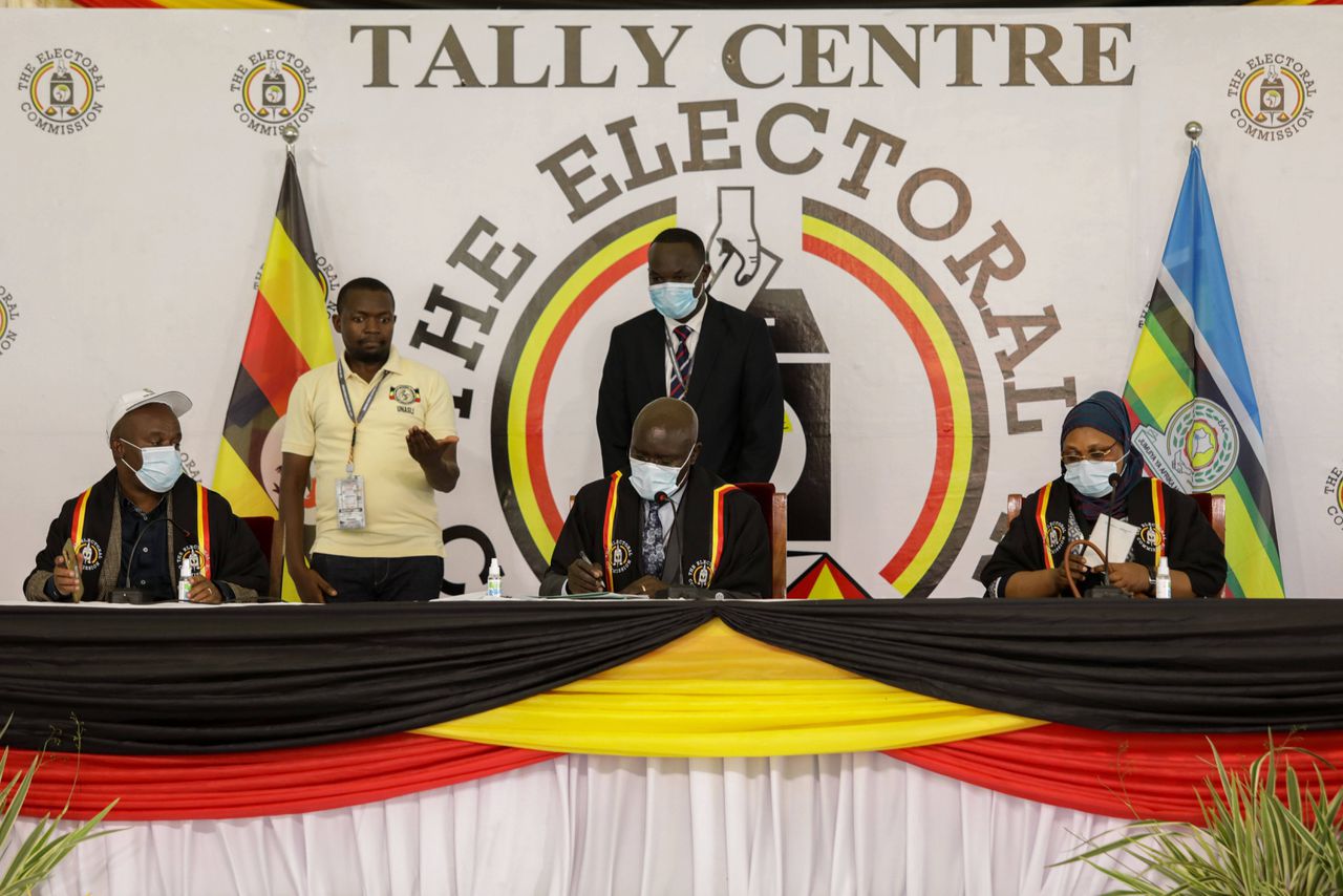 Oegandese president Museveni winnaar omstreden verkiezingen 
