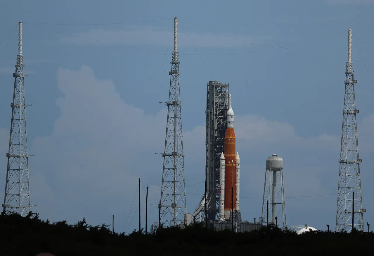 NASA stelt lancering nieuwe maanraket uit vanwege technische problemen ...