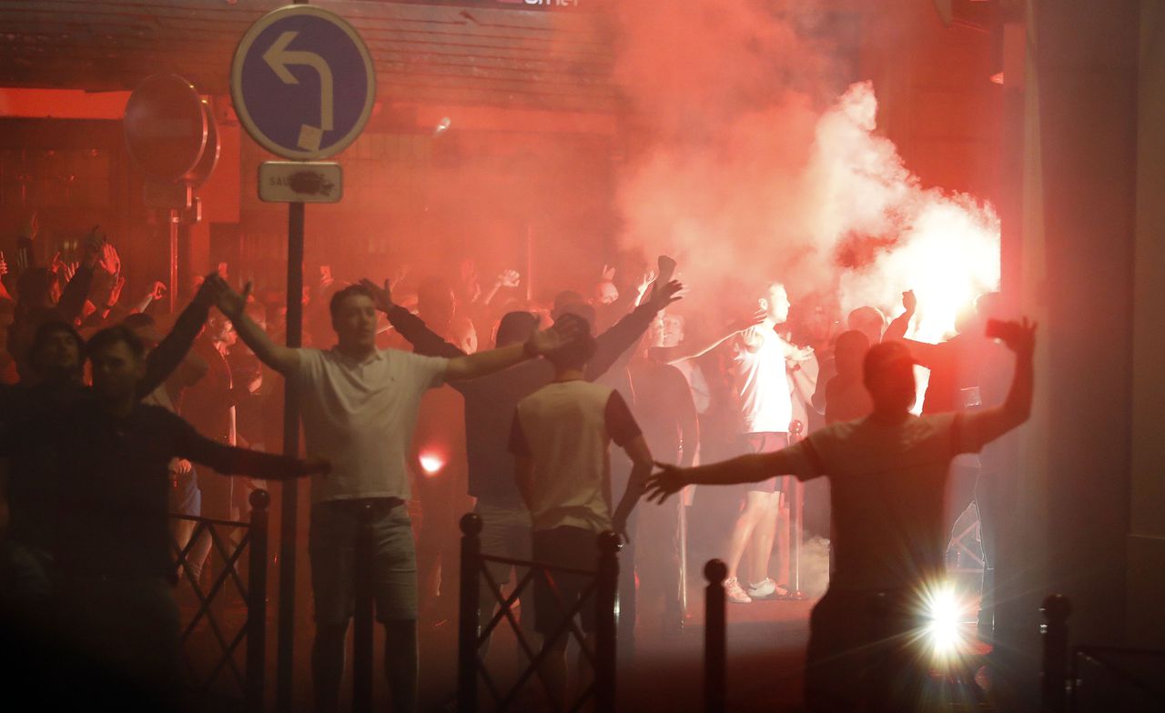 Politie clasht met Engelse supporters in Lille 