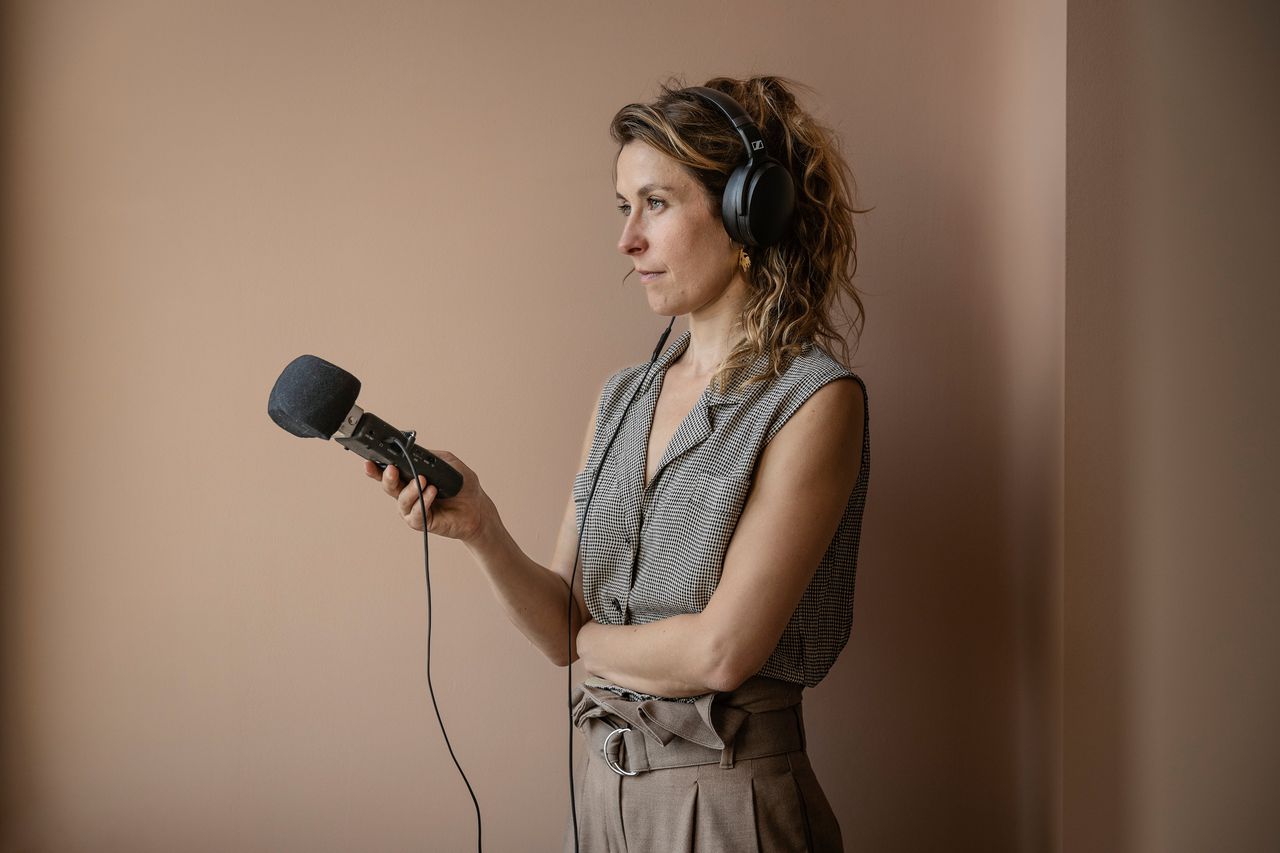 Podcastmaker Siona Houthuys (Bob): ‘Op feesten gebeurt wat ik elke dag wil’ 