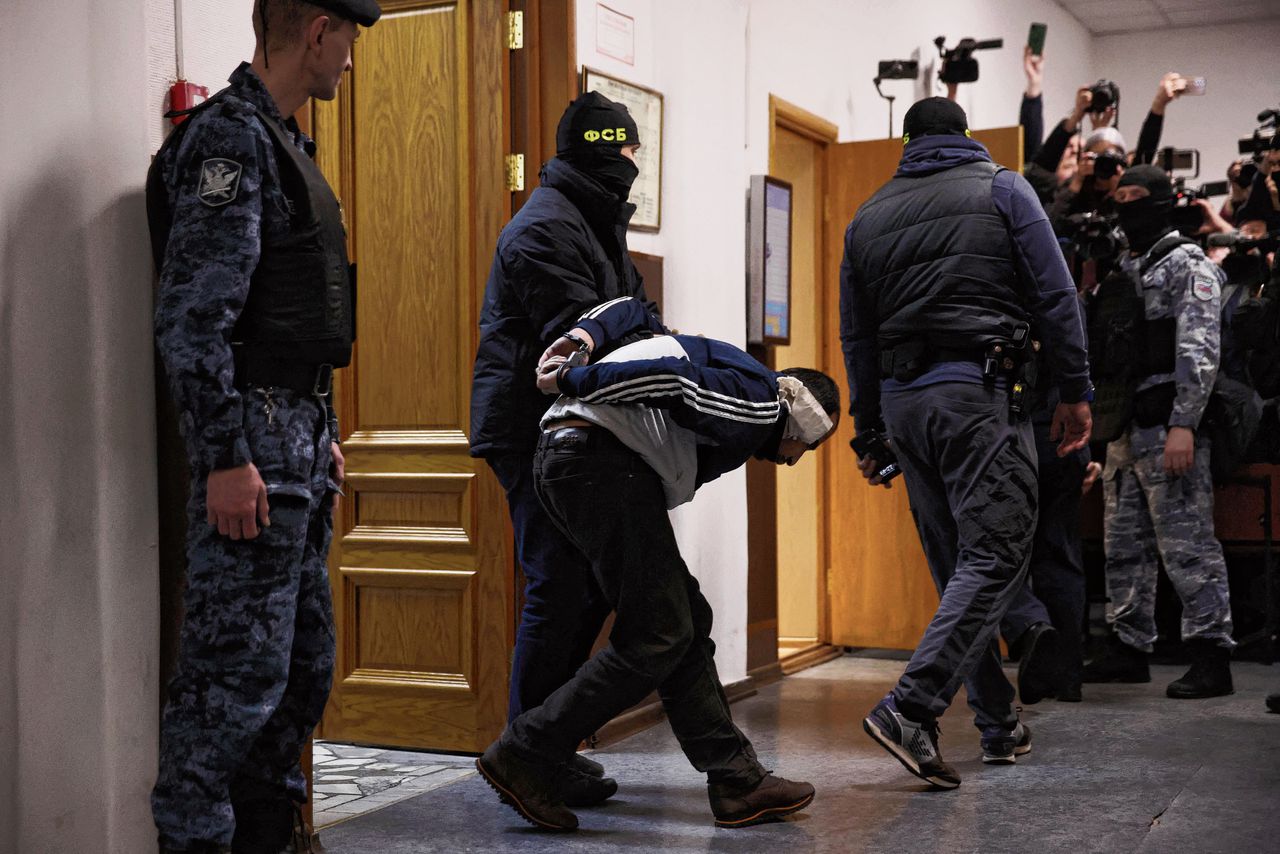 Repressie treft Tadzjieken in Rusland na terreuraanslag Moskou: ‘onze burgers zijn in paniek' 
