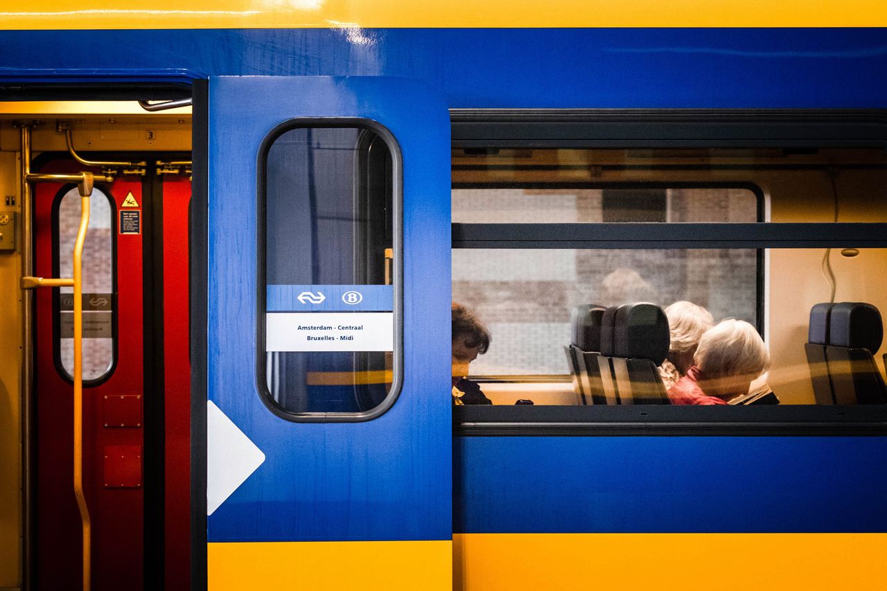 Ook treinreizigers van Amsterdam naar Brussel rijden een stuk over het traject van de hogesnelheidslijn.