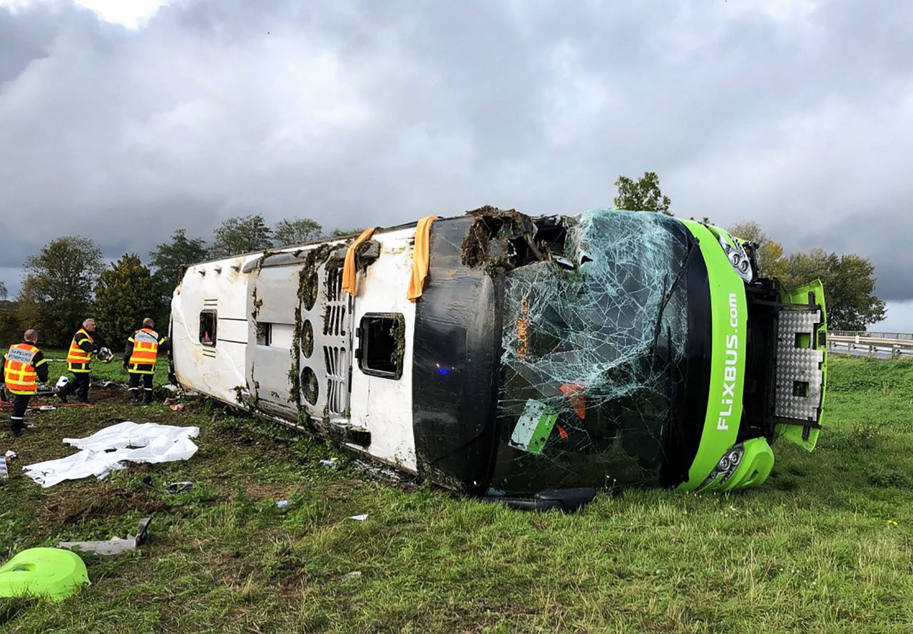 Zeker 30 gewonden bij ongeluk Flixbus in Noord-Frankrijk 