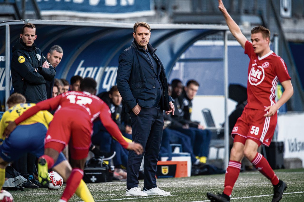 Ole Tobiasen kon bijtekenen bij Almere City maar stond twee dagen later plots op straat 