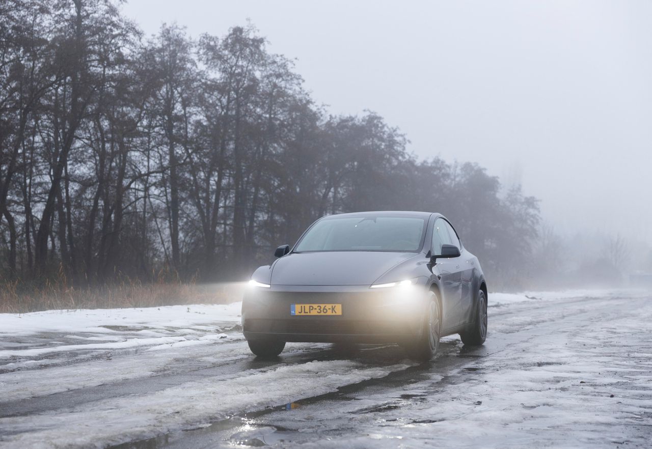 Je moet Musk haten om deze budget-Tesla af te slaan