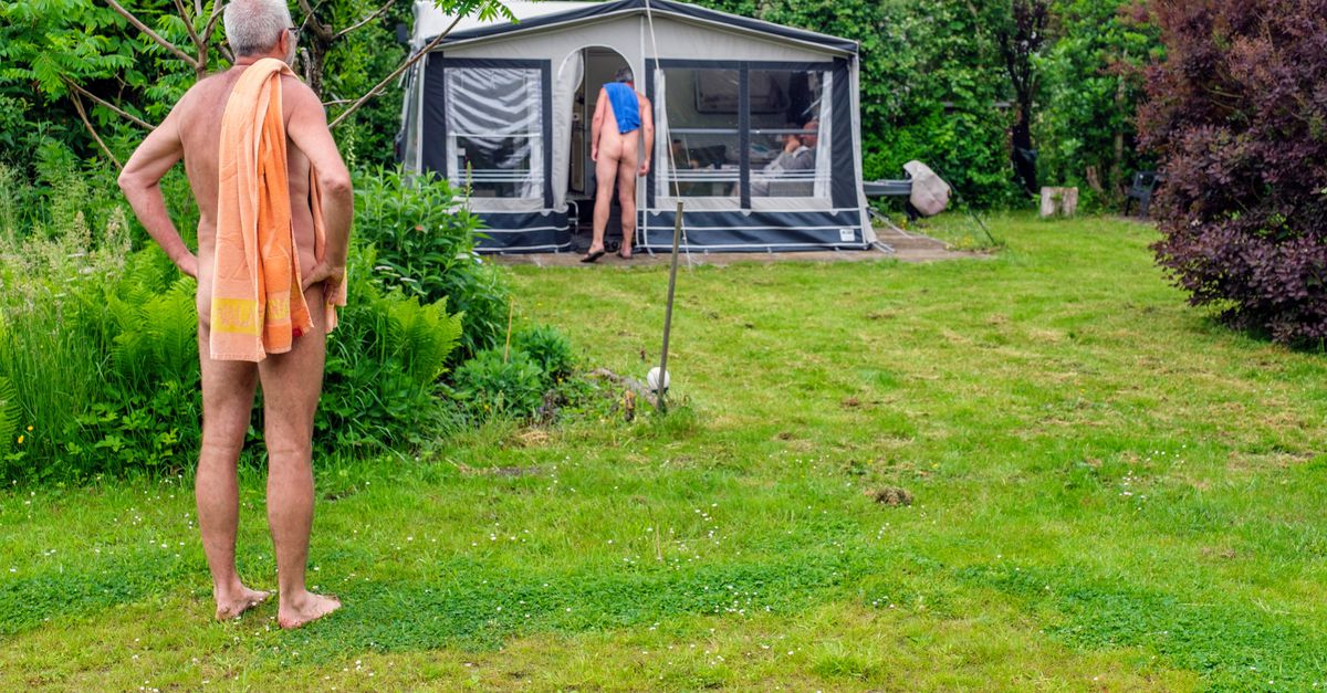 Opinie | Maak naaktrecreatie normaal door het gewoon te doen