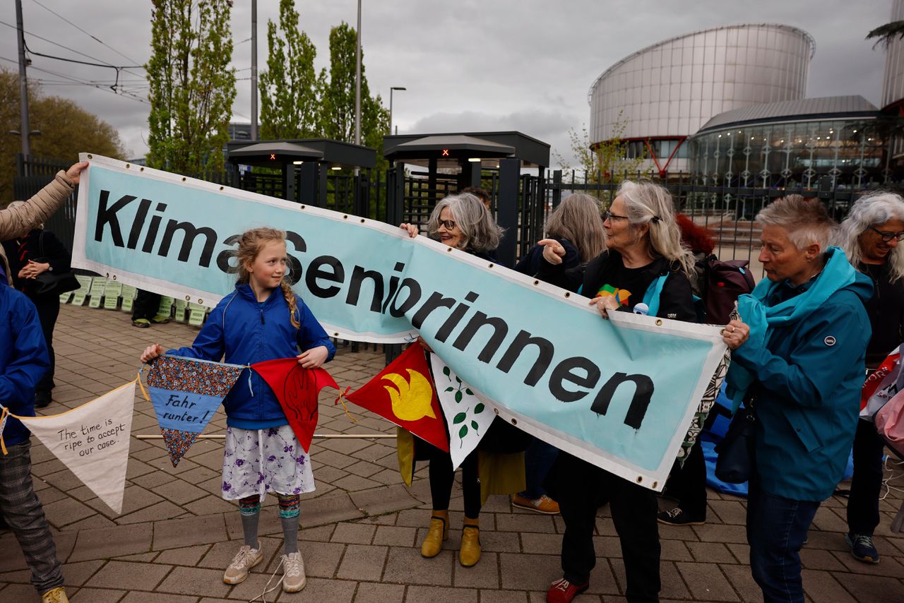 Laks Zwitsers klimaatbeleid schendt mensenrechten, oordeelt Europese Hof 