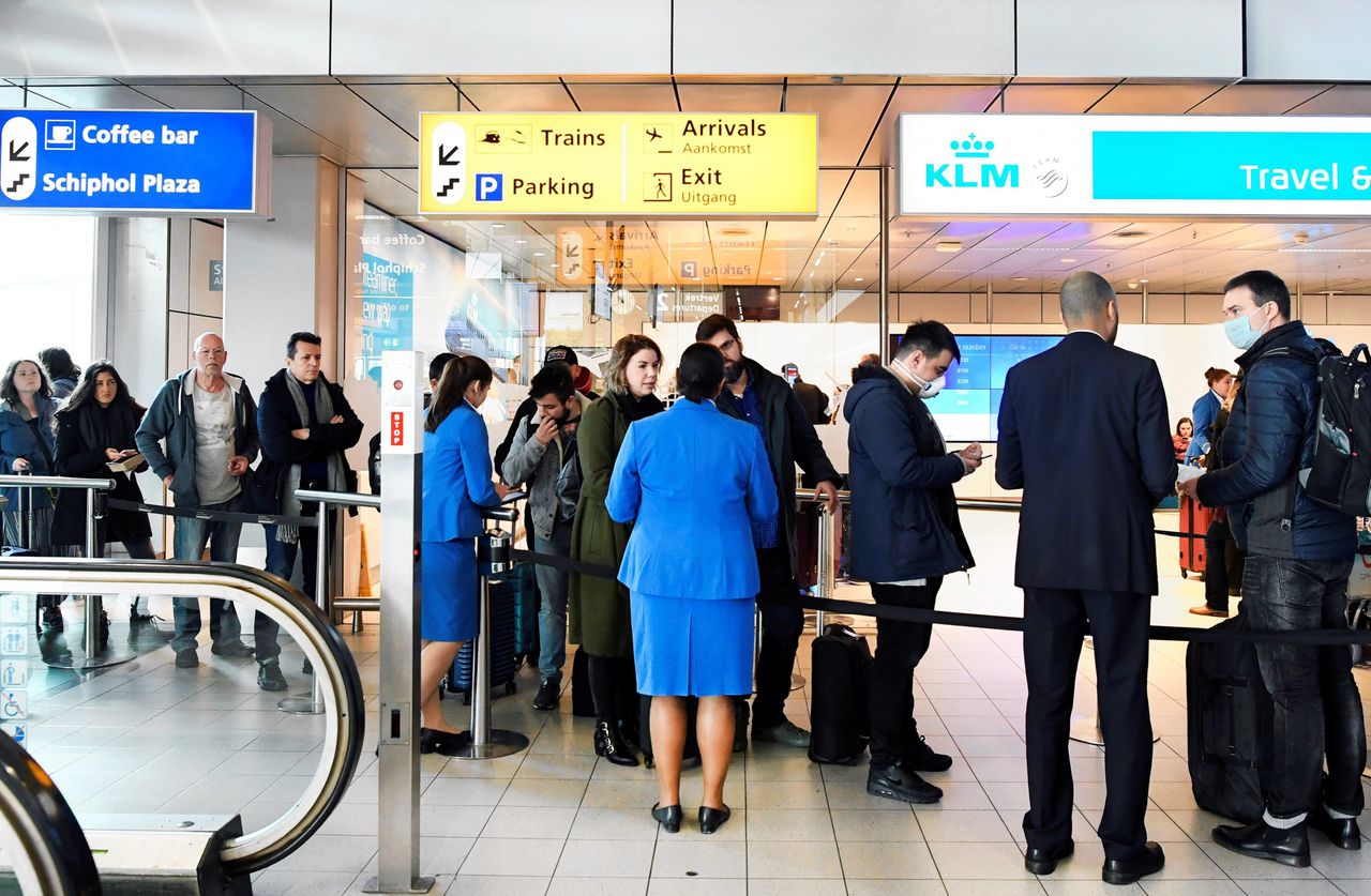 KLM-personeel is opgelucht na de steunmaatregelen van het kabinet en de overeenstemming tussen bonden en KLM.