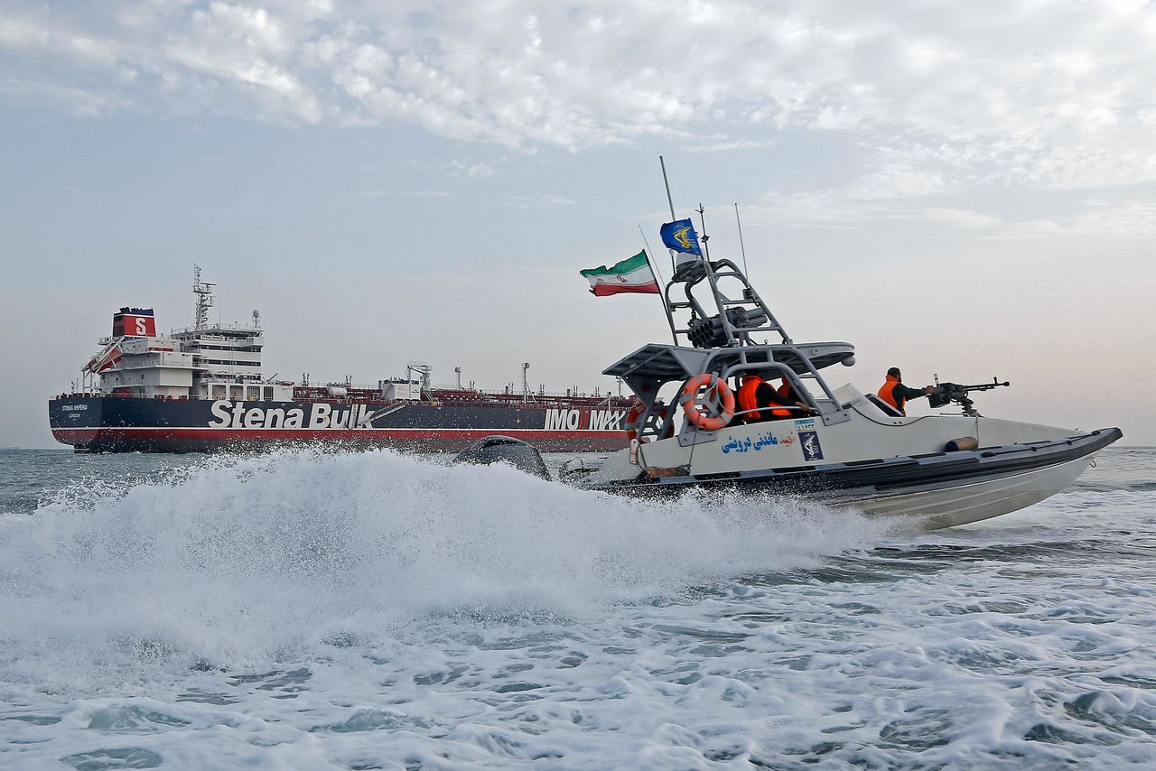 Iran zegt toe deel van bemanning Britse olietanker vrij te laten 
