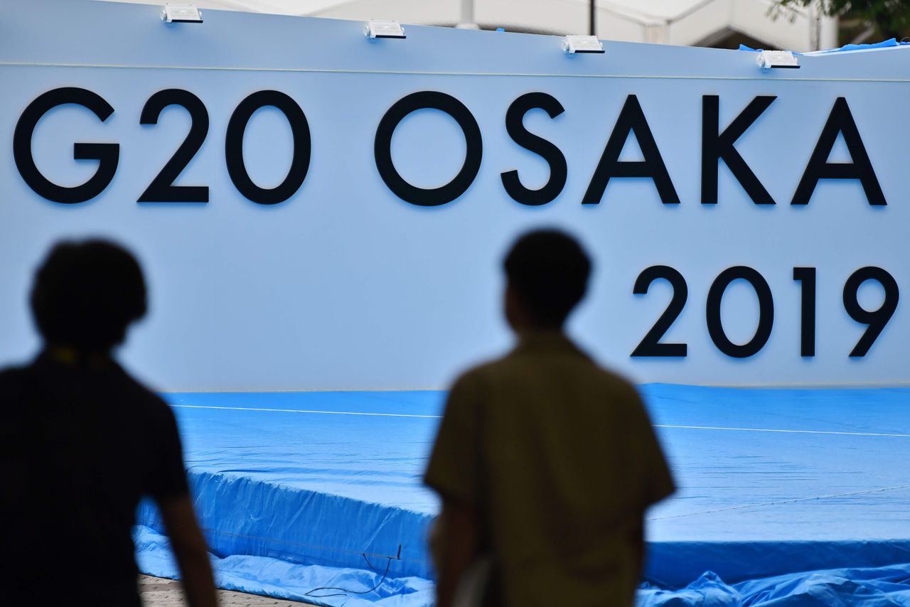 In Osaka werd woensdag de laatste hand gelegd aan een podium voor de deelnemers aan de G20.