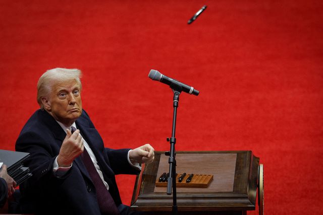 Wat is de waarde van een presidentieel decreet? Is alles in één keer