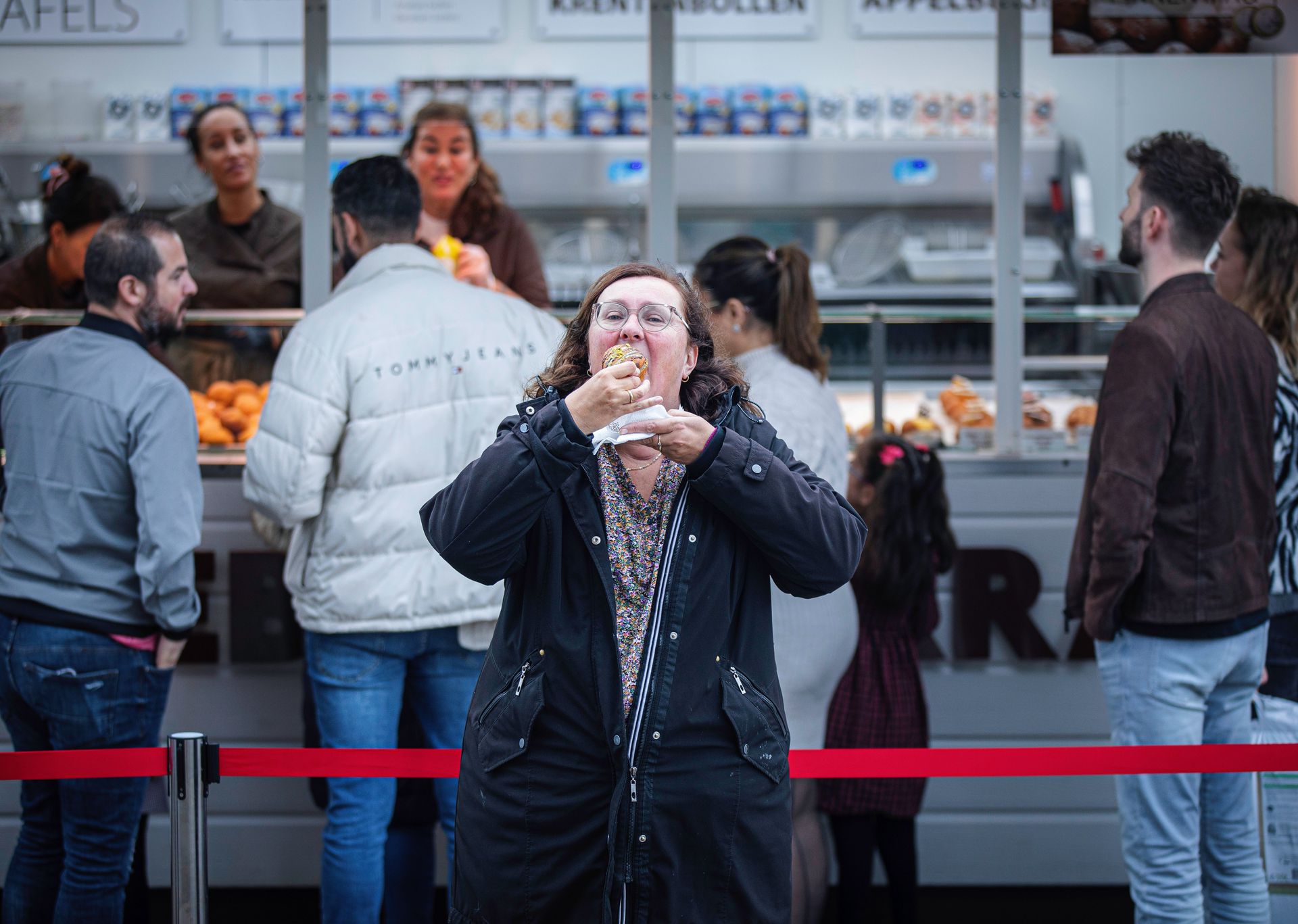 De Dubai-oliebol: hoe een hype uit Dubai de Hollandse gebakkramen