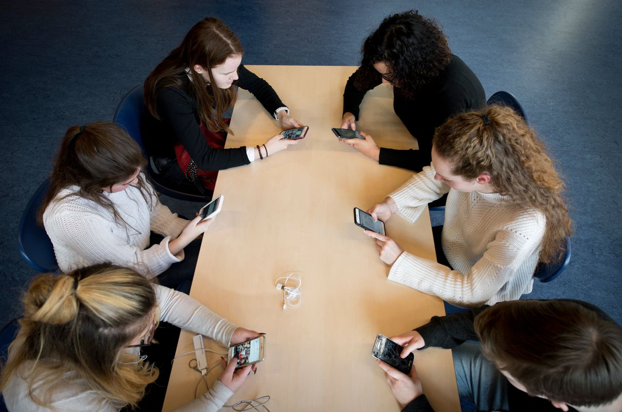Meta's Instagram and Facebook violate EU law with 'addictive' design, Commission finds