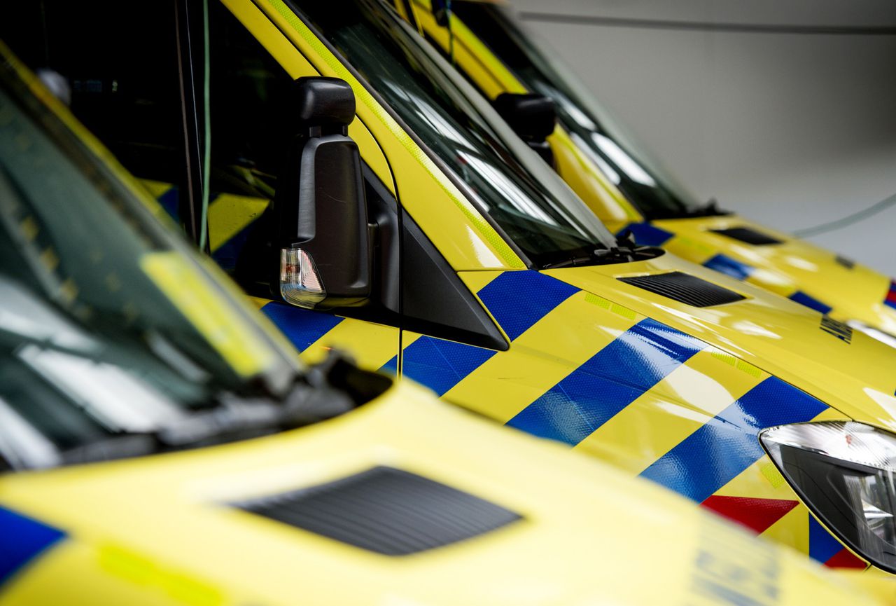 Nederlandse ambulances.