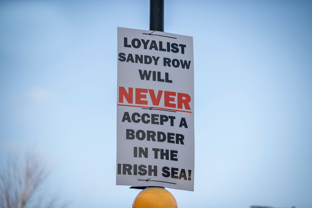 De Europese grens binnen hun eigen land hindert de Noord-Ieren 