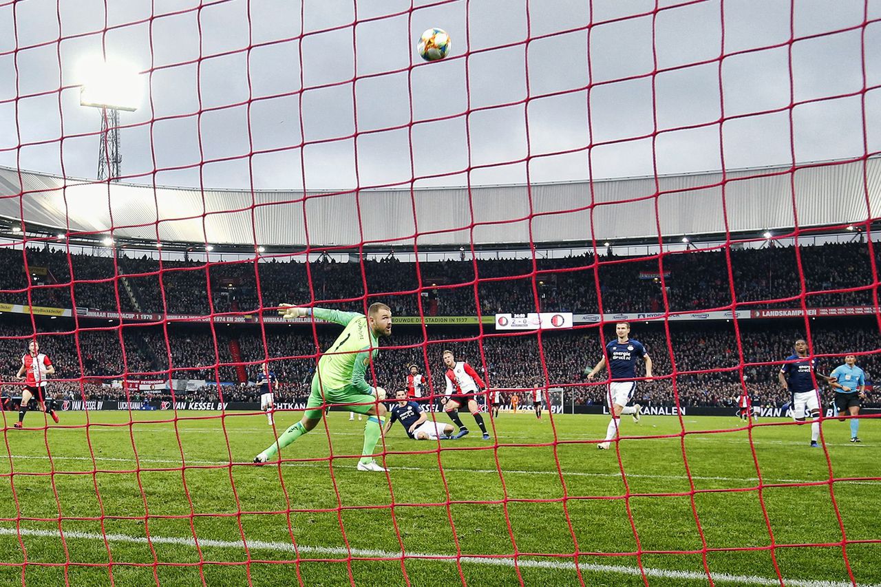 Eerste competitieverlies voor PSV tegen Feyenoord 