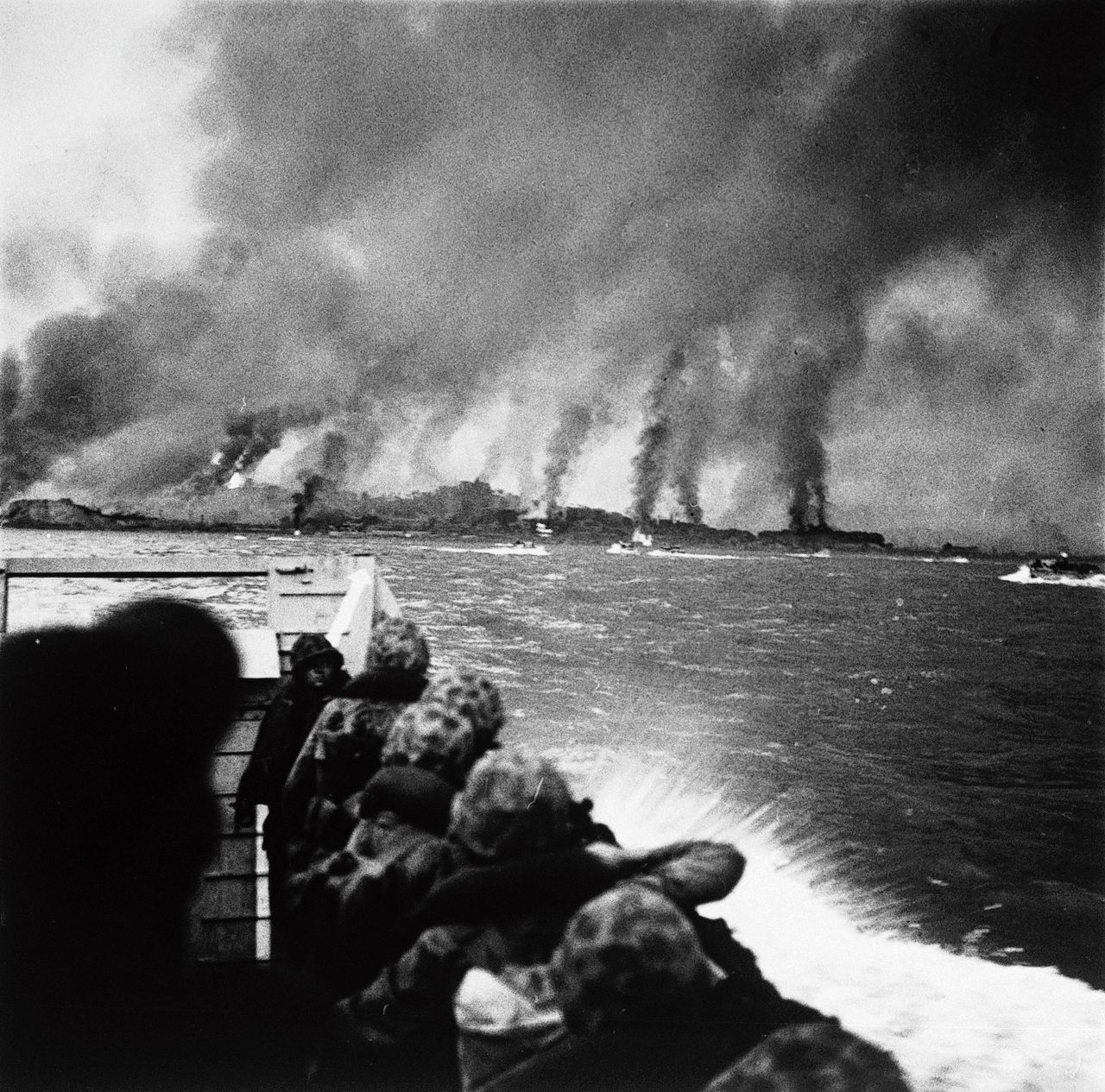 Amerikaanse mariniers landen bij Incheon tijdens de Koreaanse Oorlog. Foto Hank Walker/The LIFE Picture Collection/Getty Images