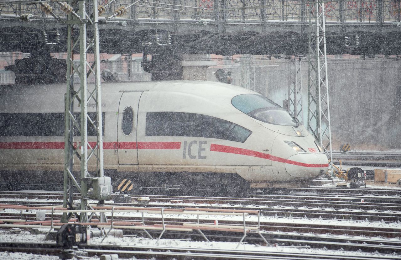 De ICE van Deutsche Bahn rijdt ook op Amsterdam. De gewenste snellere verbinding met Berlijn blijft voorlopig uit.