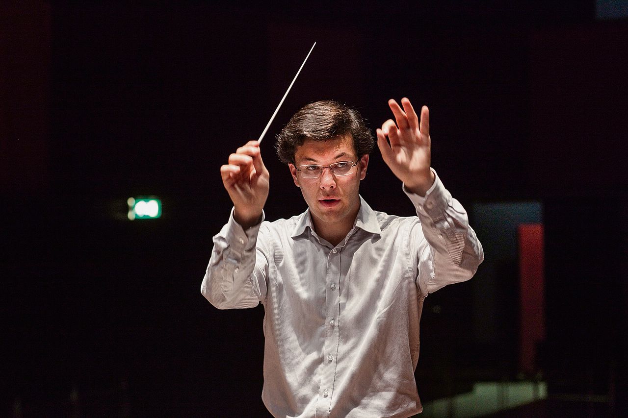 Dirigent Christian Karlsen.