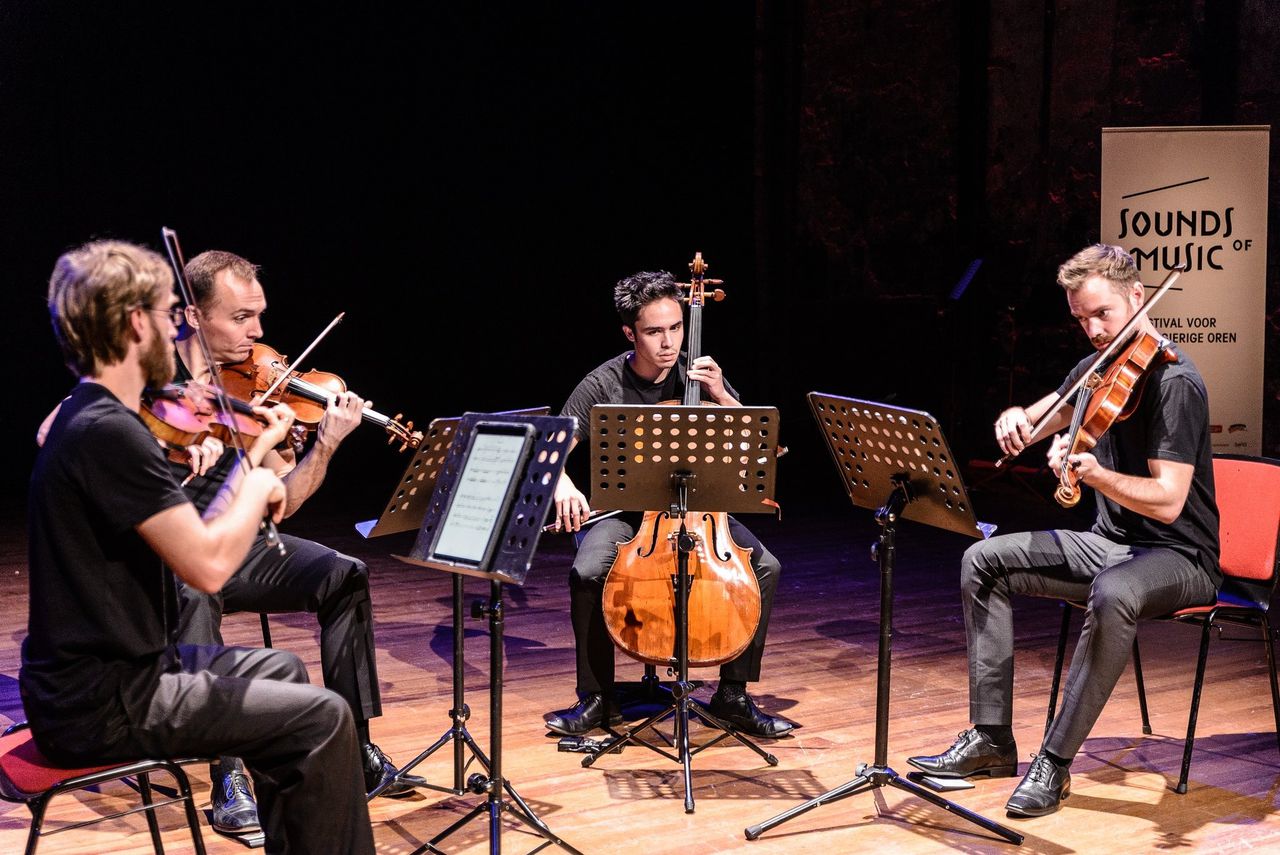 Cellist Jay Campbell over de muziek van John Zorn: ‘Kleuters begrijpen dat deze muziek ook om te lachen is’ 