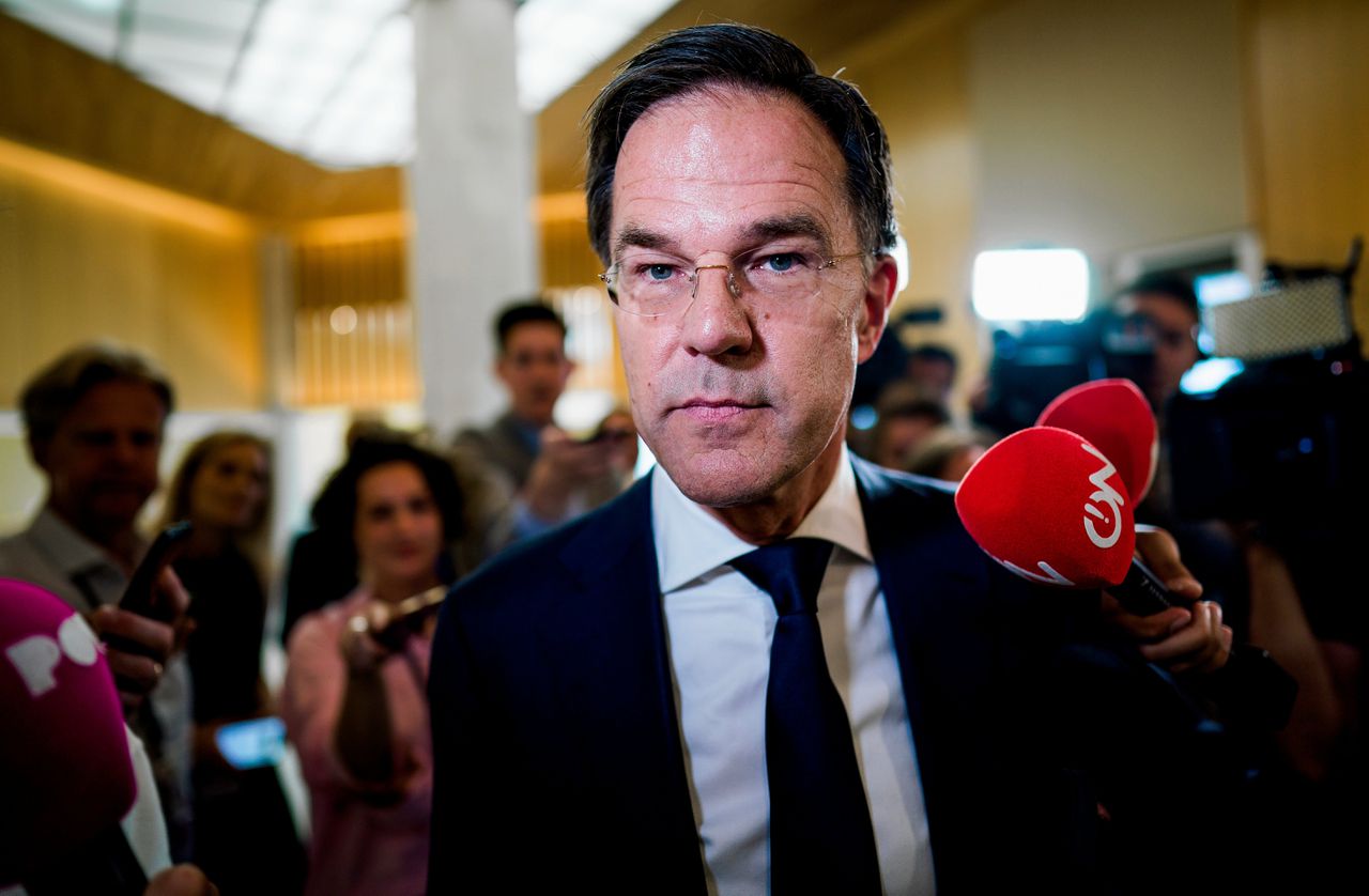 Vertrek Rutte stort Den Haag in onzekerheid: een nieuw politiek ...