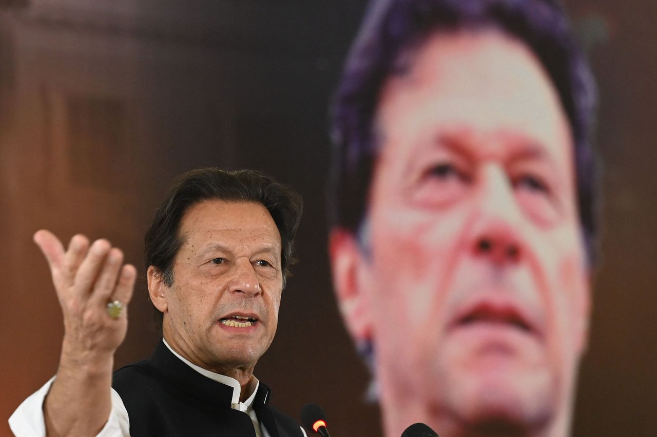 Opnieuw veroordeling voor Pakistaans oud-premier Khan: veertien jaar voor corruptie 