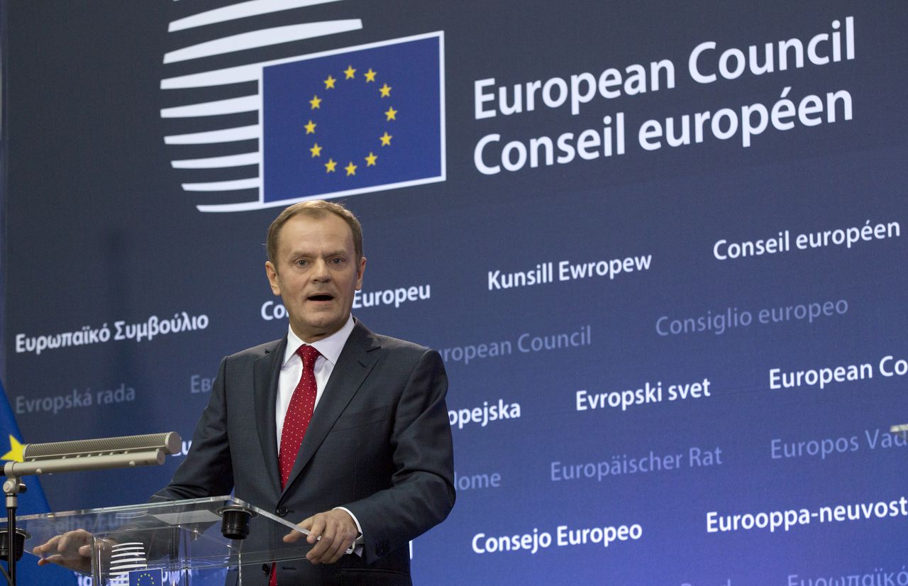 Vandaag werd de Poolse ex-premier Donald Tusk beëdigd als de nieuwe president van de Europese Raad, als opvolger van de Belg Herman van Rompuy.