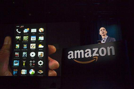 CEO Jeff Bezos tijdens de presentatie van de Fire Phone in Seattle.