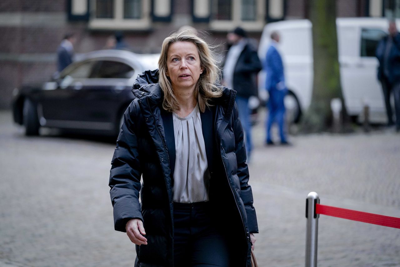 Ollongren: verkiezingen kunnen doorgaan, ‘van groot democratisch belang’ 