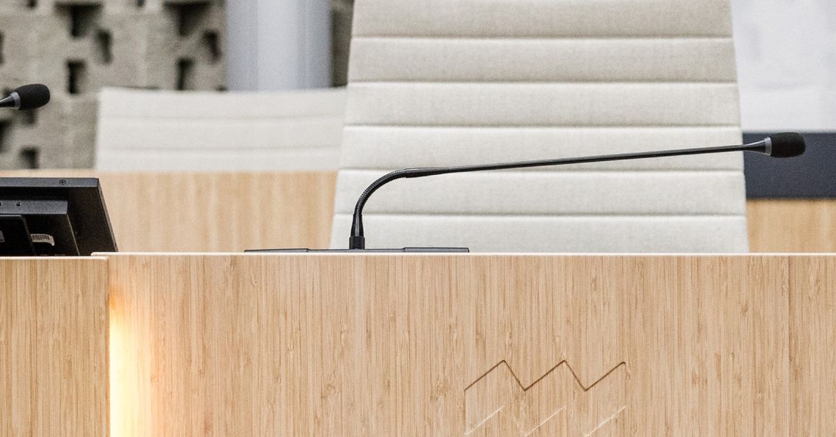 Vier gemeenteraadsleden over hun werk: 'In de raad mag het botsen, maar na afloop doen we een drankje'