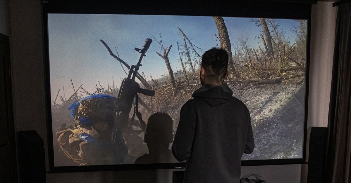 De dienstplicht ontduiken in Oekraïne: ‘Ik verwijt mezelf dat ik een lafaard ben.’