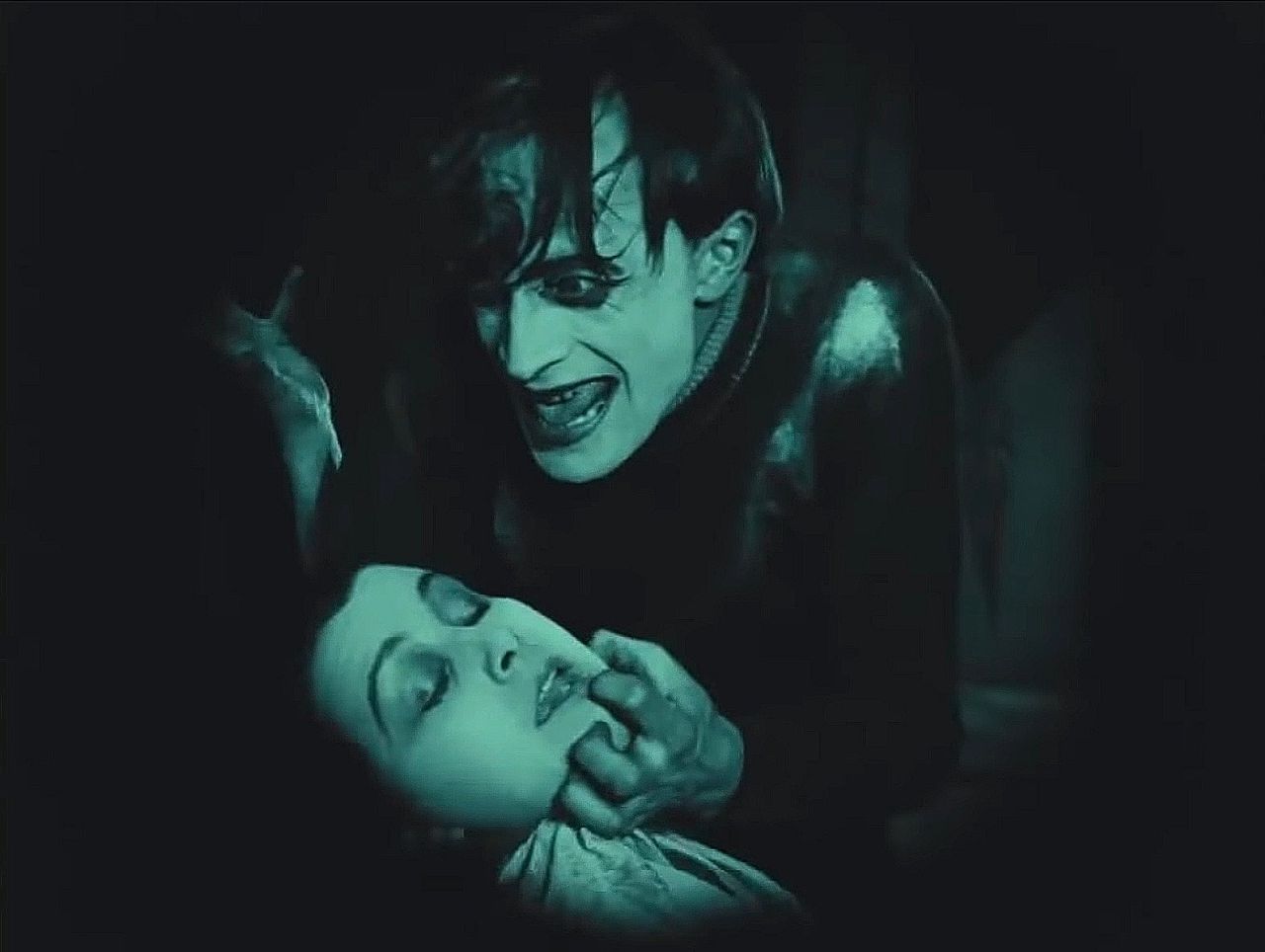 Cesare (Conrad Veidt) raakt geobsedeerd door de schoonheid van Jane (Lil Dagover), in ‘Das Cabinet des Dr. Caligari’.