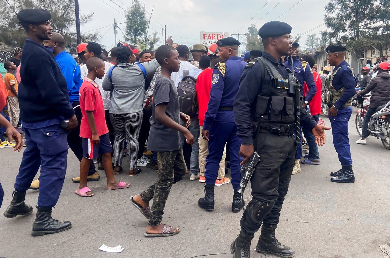 Protesten in de Oost-Congolese stad Goma uit onvrede over het vertraagde terugtrekken van de gewelddadige rebellengroep M23.