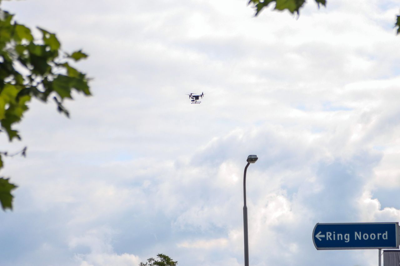 ‘Politie gebruikt drones die data kunnen delen met Chinese overheid’ 