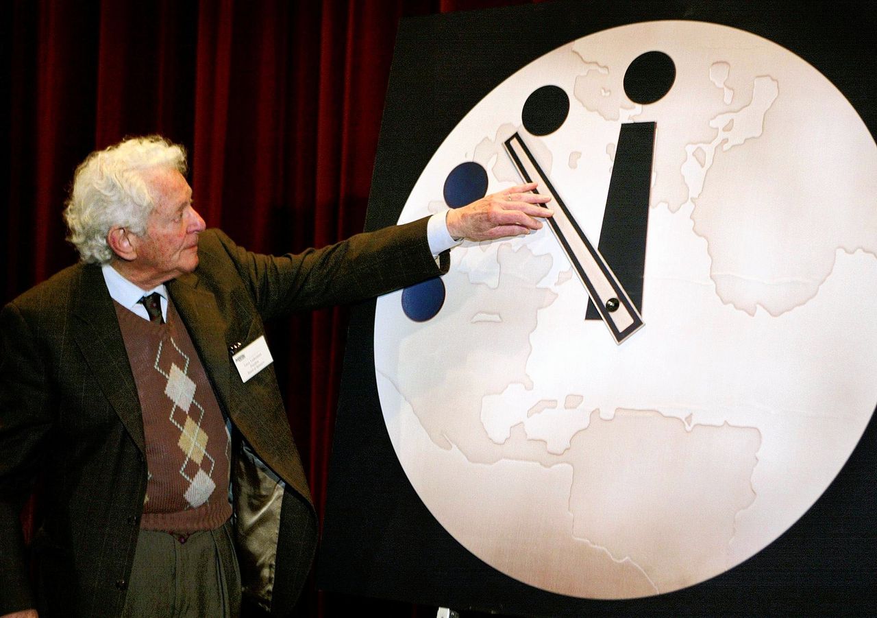 Wereld dichter bij ‘einde’: Doomsday Clock naar 2 voor 12 